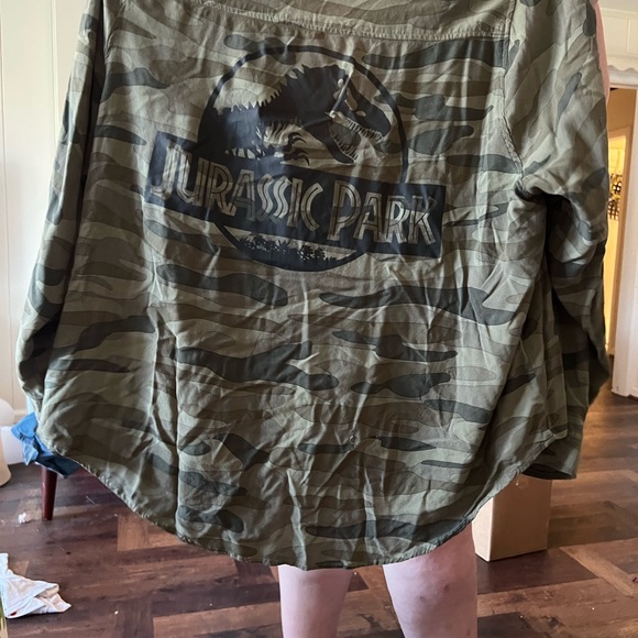 Camo Button-Down Utility Shirt - Olive Green - Picture 4 of 5